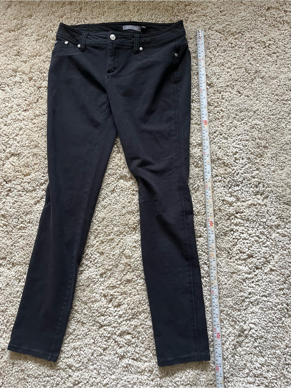 GUESS Black Low Rise Skinny Jeans Pants Metallic Hardware Size 29 (Approx)
